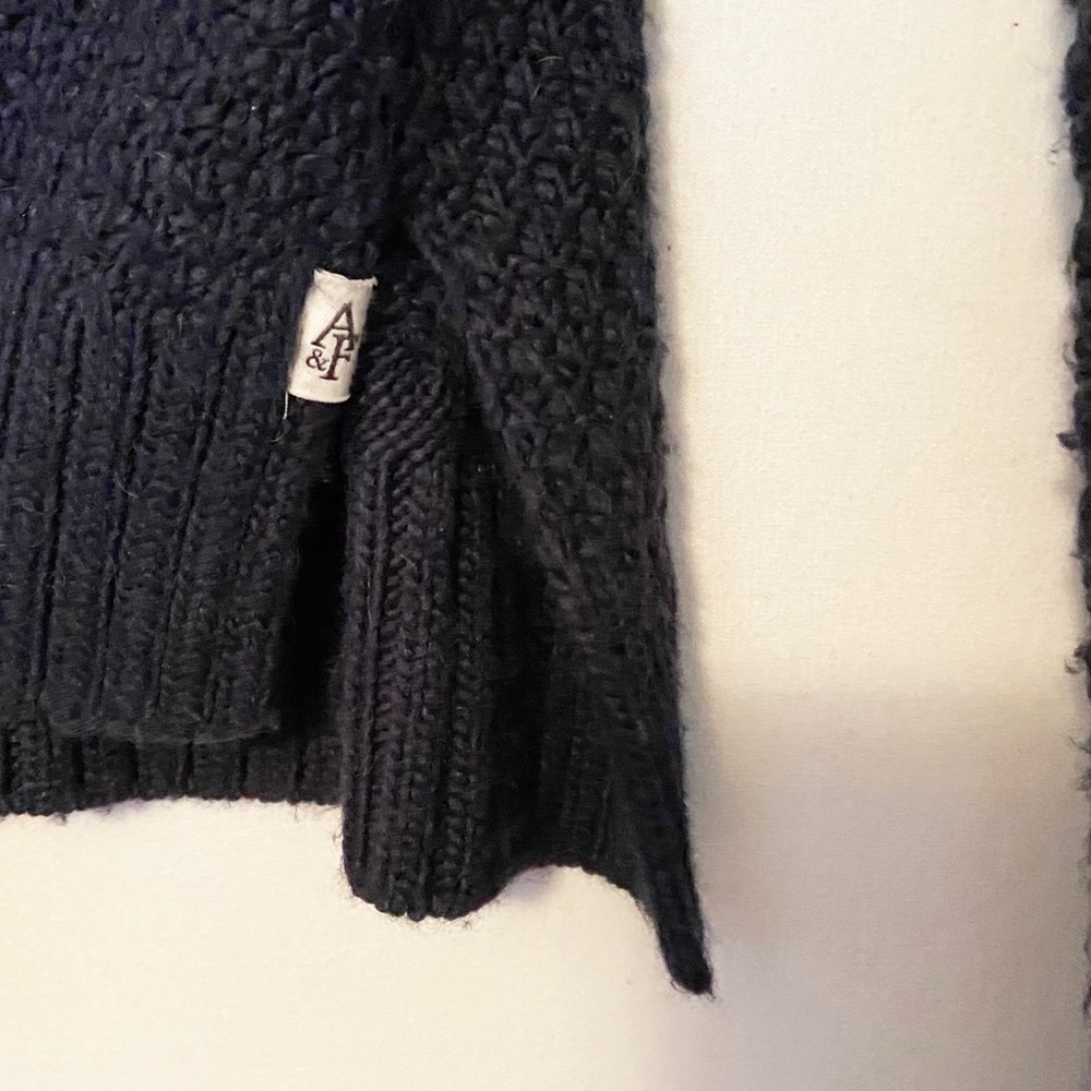 Abercrombie & Fitch Cable Knit Crewneck‎ Sweater Womens Size Small Navy Blue - Picture 6 of 6
